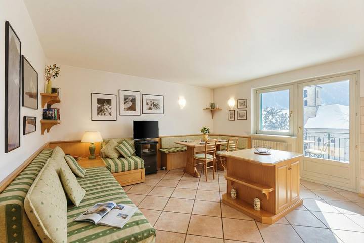Gîte pour 4 personnes, avec balcon dans Office De Tourisme De La Vallee Blanche