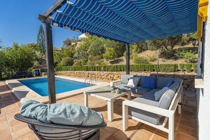 Casa rural para 4 personas, con jardín en Viñuela - 2