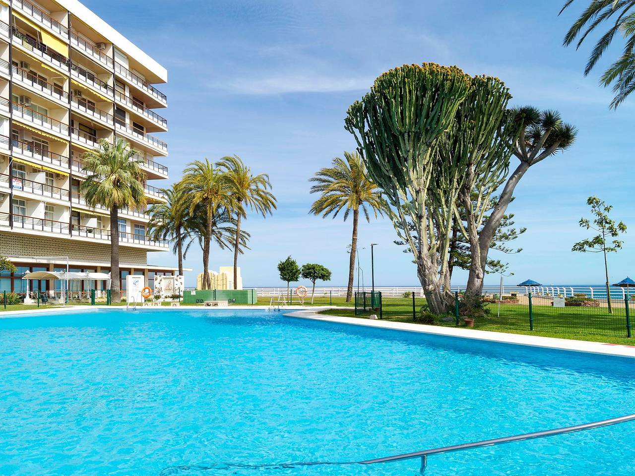 Apartamento entero, Castillo de Santa Clara in Playa El Bajondillo, Torremolinos