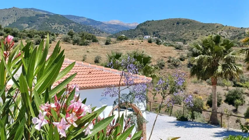 Casa de vacaciones para 4 personas, con vistas además de jardín y piscina, Familias con niños - 1