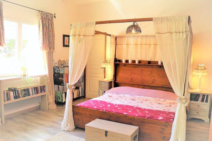 Location de vacances pour 6 personnes, avec jacuzzi et jardin à La Roque-sur-Cèze - 2