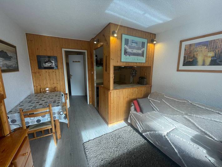 Estudio entero, Estudio en montaña con balcón y acepta mascotas pequeñas in Pra-Loup, Uvernet-Fours