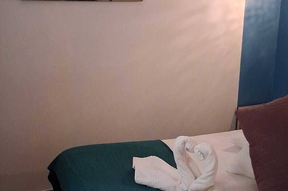 Apartamento entero, ¡A 2 pasos de Disneyland tu apartamento para 5! in Serris, Sena y Marne