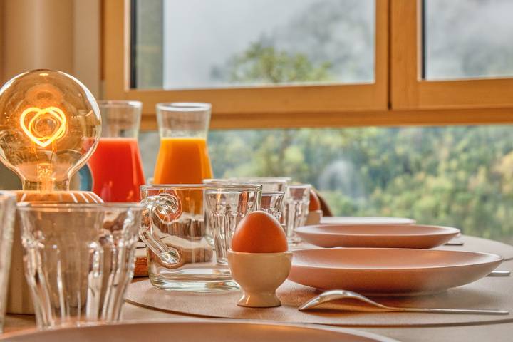 Chalet 'L'Ecrin De Venosc' con vistas a la montaña, terraza privada y Wi-Fi in Vénosc, Les Deux Alpes