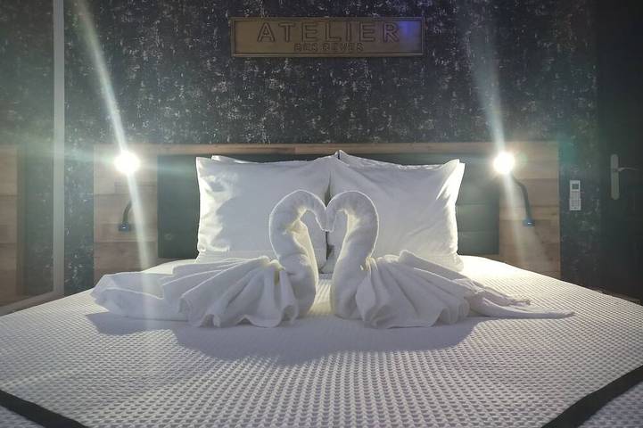 Apartamento entero, Love Room de Prestigio, Jacuzzi Privado y Desayuno Incluido in Sigean, Costa mediterránea (Francia)