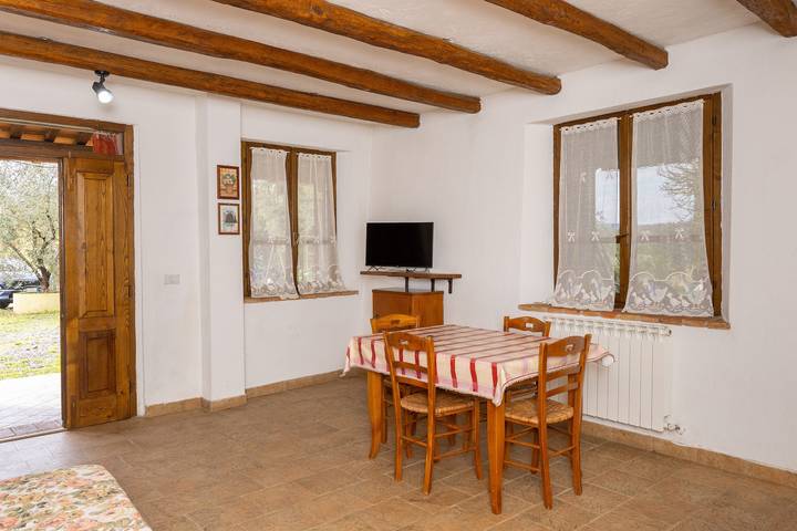 Hel lägenhet, Apartment 'Cinzia' with Shared Pool and Shared Garden in Massa Marittima, Grosseto provins