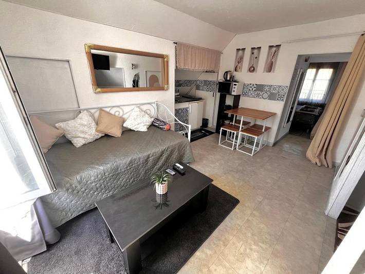 Gîte pour 3 personnes, avec vue et terrasse, animaux acceptés à Bonneuil-sur-Marne
