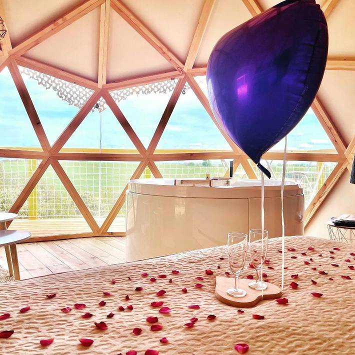 Tente pour 2 personnes, avec terrasse et jacuzzi dans les Alpes-de-Haute-Provence - 3