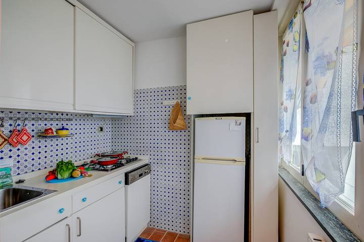 Apartamento entero, Il Bijou Di Rossella - Beach Front Duplex with Balcony in Alassio, Riviera di Ponente