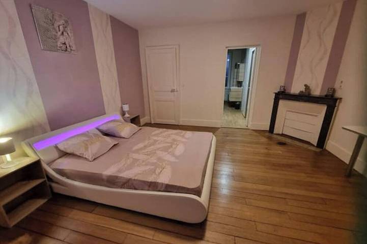 Villa pour 14 personnes, avec jardin ainsi que jacuzzi et terrasse - 1