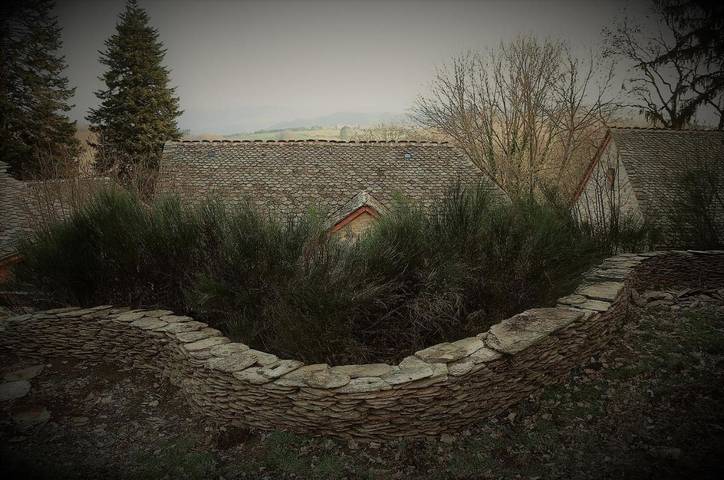 Location de vacances pour 2 personnes, avec vue et jardin à Saint-Germain-du-Teil - 4