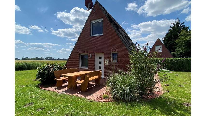 Ferienhaus für 6 Personen, mit Terrasse in Dornumersiel