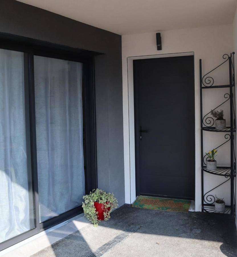 Appartement entier, Charmant studio, neuf in Voglans, Région de Chambéry