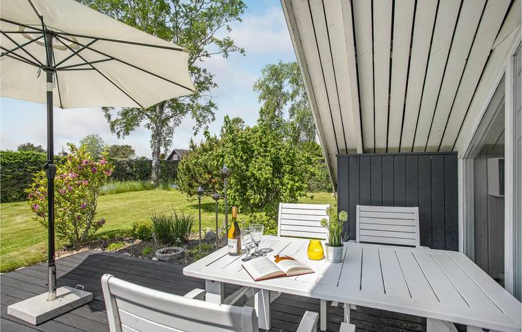 Ferienhaus für 6 Personen, mit Terrasse und Sauna sowie Garten in Dyngby Strand - 4