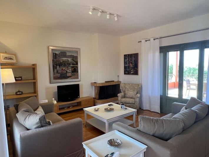 Location de vacances pour 7 personnes, avec jardin et vue dans Gialova - 2