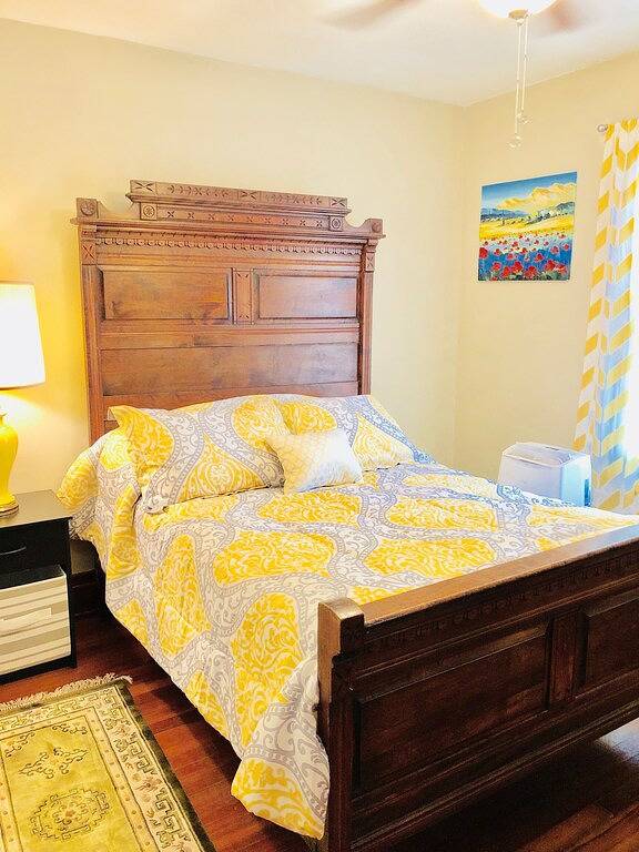 Vacation rental for 9 people, with yard, with pets in Niagara Falls (NY)