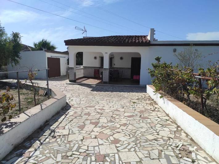 Casa rural para 6 personas, con vistas además de jardín y piscina, Se admiten mascotas en El Puerto de Santa María - 3