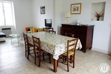 Gîte pour 6 Personnes dans Benayes, Région de Brive-la-Gaillarde, Photo 4