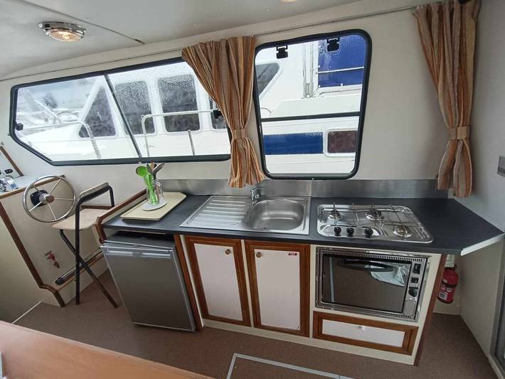 Péniche pour 8 personnes, animaux acceptés dans Côte-d'Or - 3