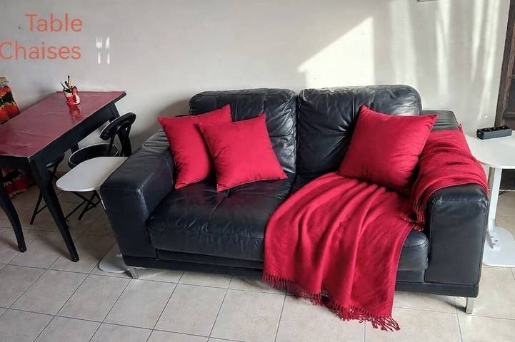 Location de vacances pour 2 personnes, avec jardin, animaux acceptés à Eus - 2