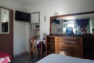 Chambre D’hôte pour 3 Personnes dans Garennes-sur-Eure, Région d'Évreux, Photo 4