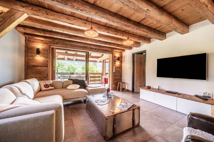 Chalet "La Glière De L'Etelley" avec vue sur la montagne, terrasse privée et Wi-Fi in Station de Morillon, Samoëns