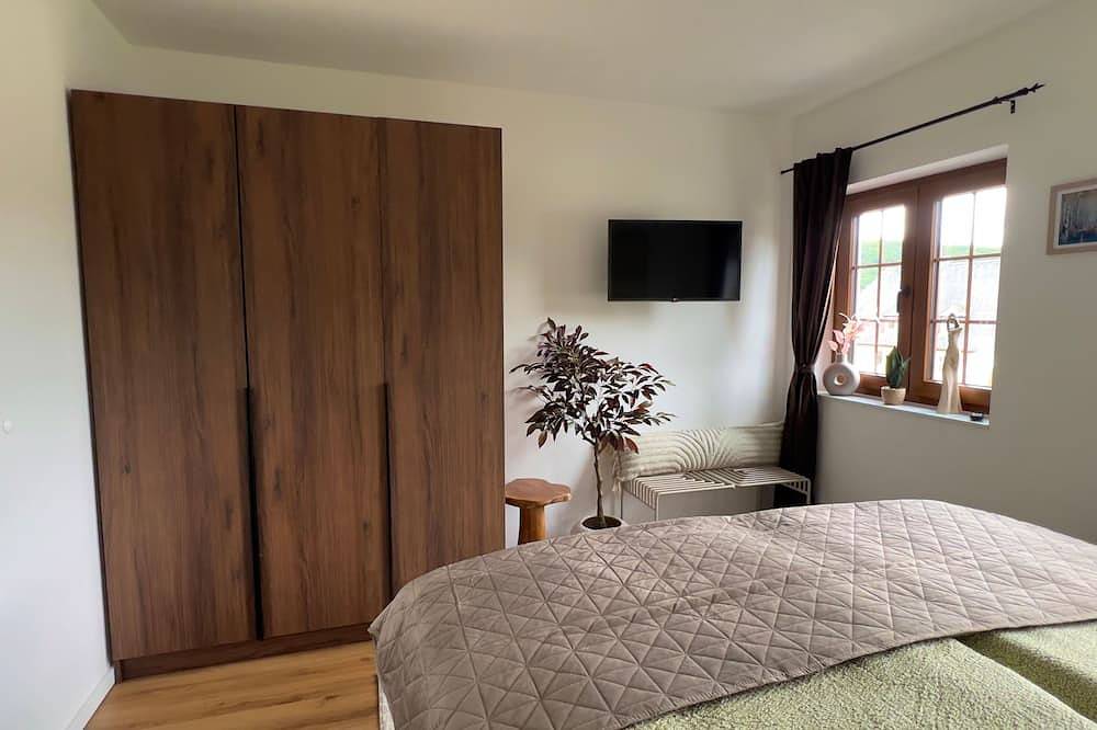 Apartamento entero, Vacation Rentals in Hattwich - \"Uferglück\" Vacation Rental in Hemfurth-Edersee, Edertal