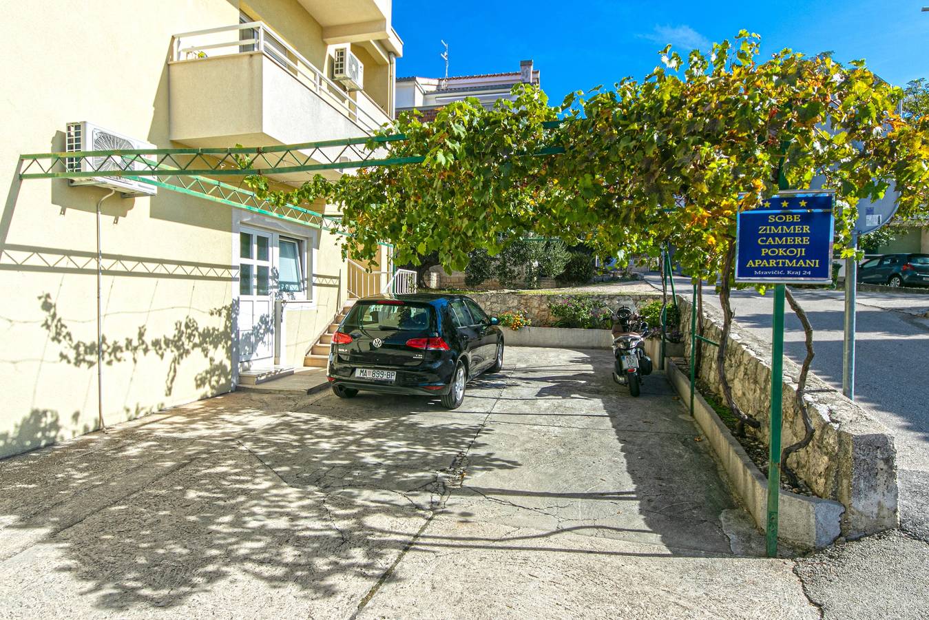 Ganze Wohnung, Studio Appartement mit Balkon Tucepi, Makarska As-19857-a in Tucepi, Makarska Riviera