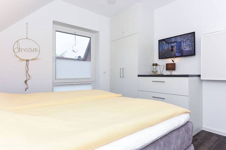 Ferienhaus für 6 Personen, mit Sauna und Terrasse sowie Garten in Carolinensiel - 3