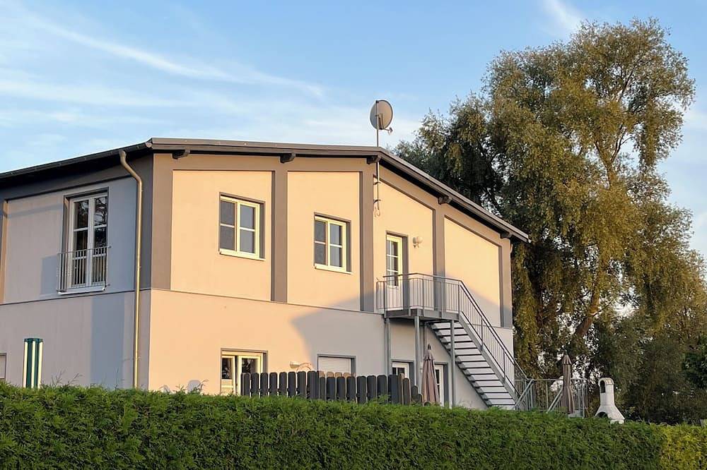Ganze Wohnung, Apartment Waren for nature lovers and families in Ludorf, Müritz
