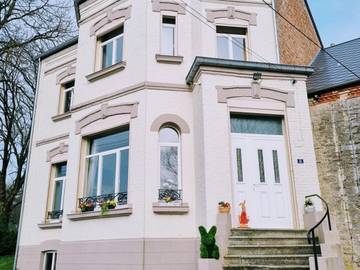 Gîte pour 9 personnes, avec jardin, animaux acceptés à Baives