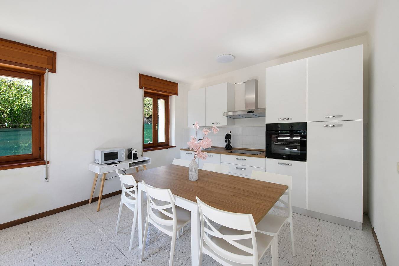 Appartamento intero, Appartamento 'Diamante' con Vista Montagna, Piscina Condominiale e Wi-Fi in Vobarno, Prealpi Gardesane