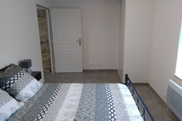 Location de vacances pour 6 personnes, avec jacuzzi et terrasse à Plomodiern - 3