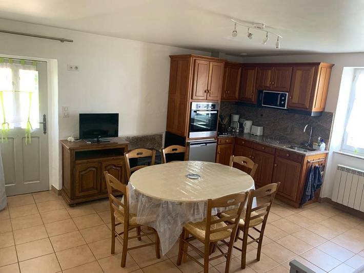 Location de vacances pour 4 personnes, avec piscine à Nauviale - 2