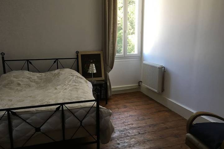 Gîte pour 4 personnes, avec jardin et terrasse à Montcaret - 2