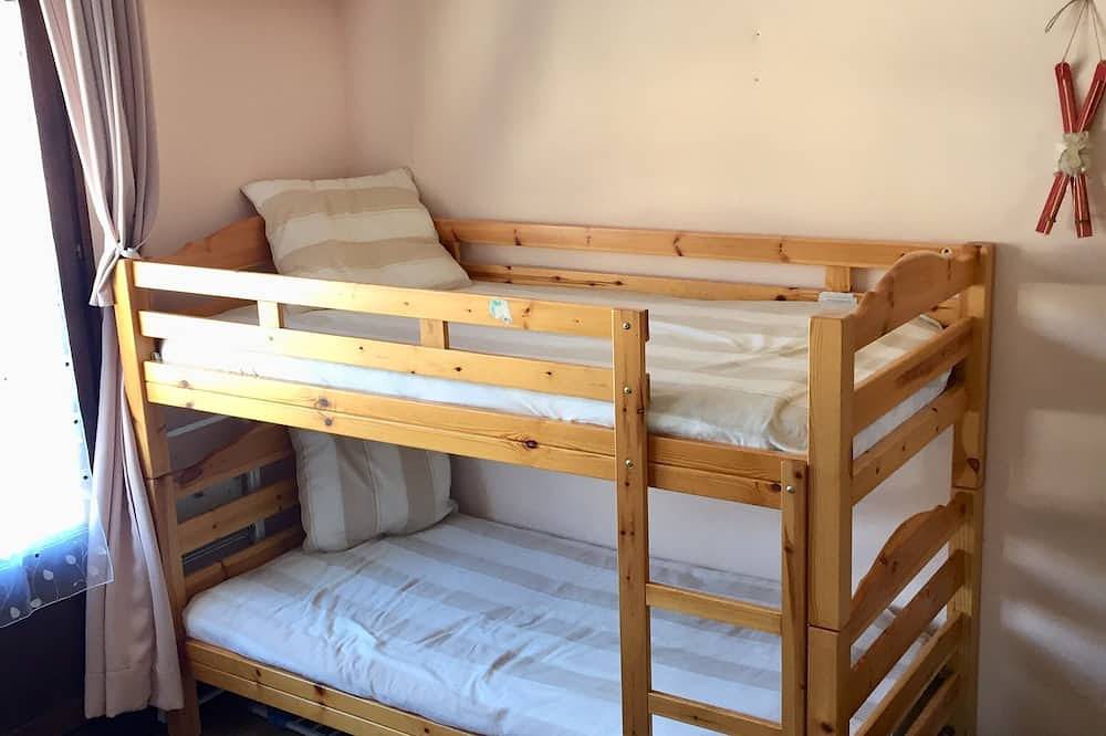 Appartement entier, Studio tres calme vue imprenable in Auron, Saint-Étienne-de-Tinée