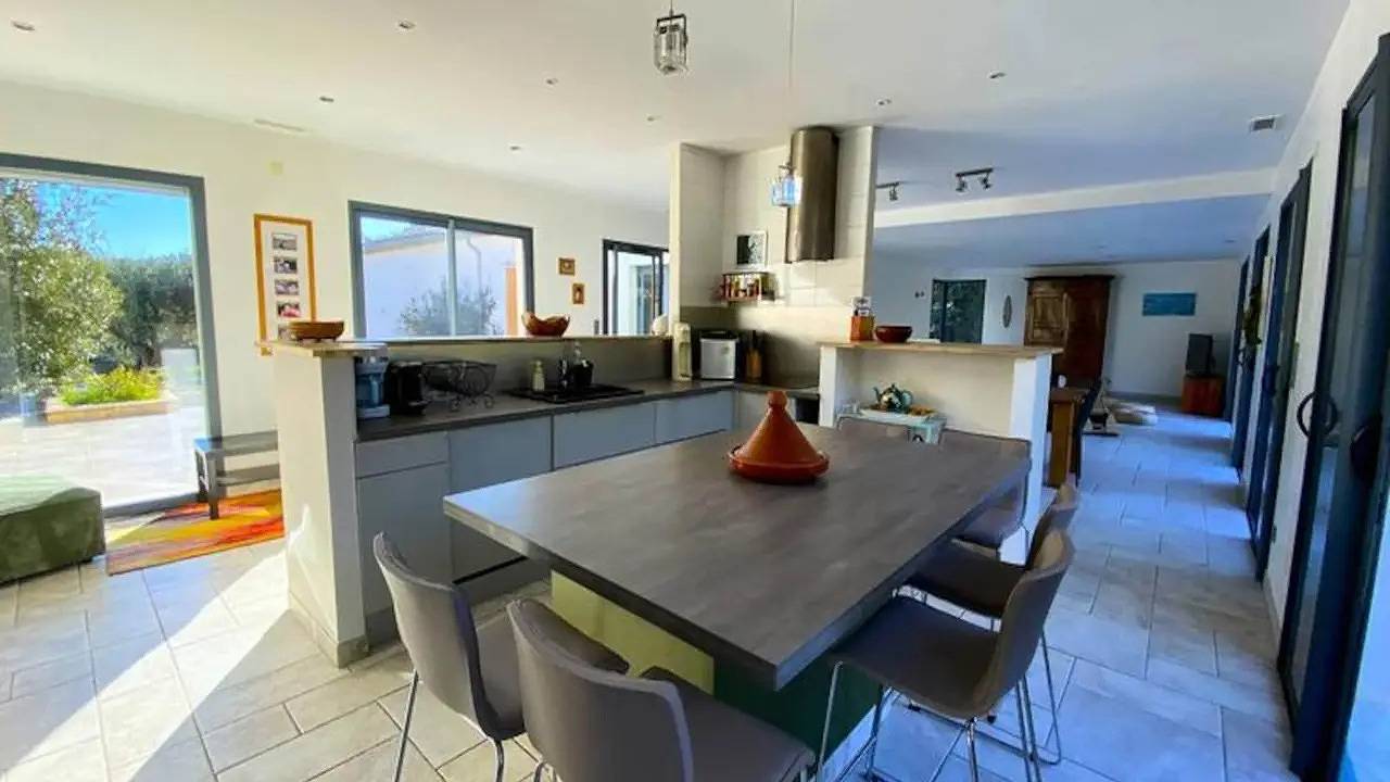 Ganze Ferienwohnung, Ferienwohnung für 12 Personen (250 m²) in Armissan in Armissan, Côte d'Améthyste