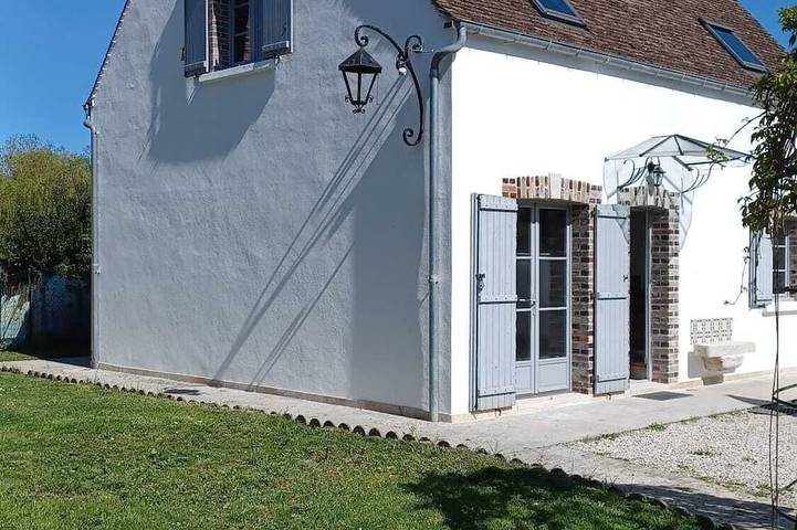 Location de vacances pour 10 personnes, avec jardin, animaux acceptés à Cepoy