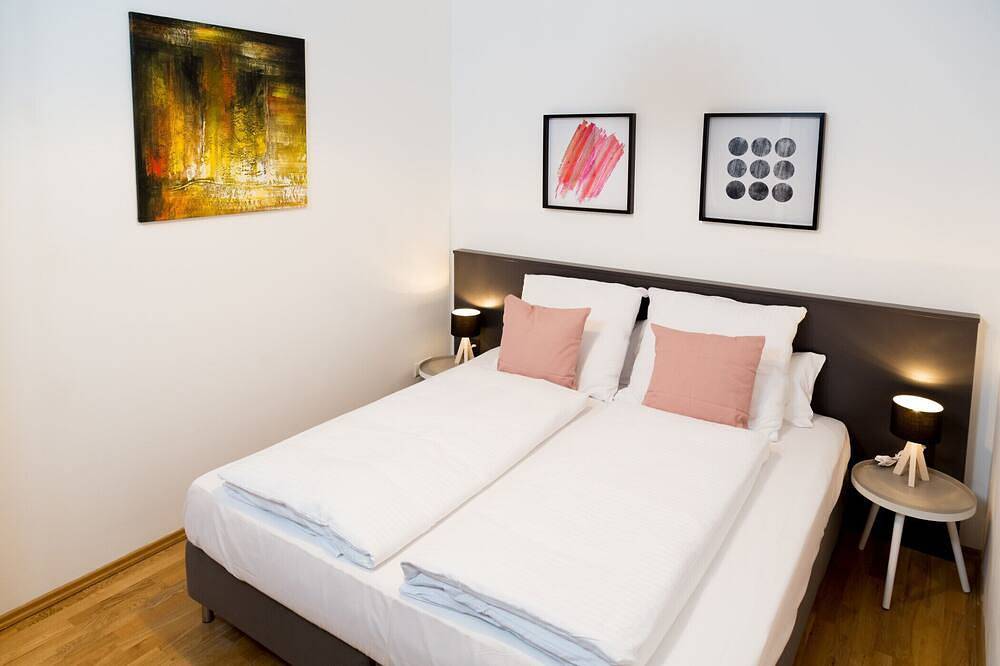 Ganze Wohnung, Helles und modernes Apartment in perfekter Lage (1) in Prenzlauer Berg Berlin, Berlin