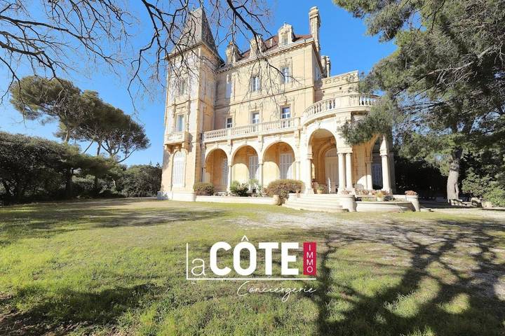 Apartamento de vacaciones para 15 personas, con vistas además de jardín y terraza - 1