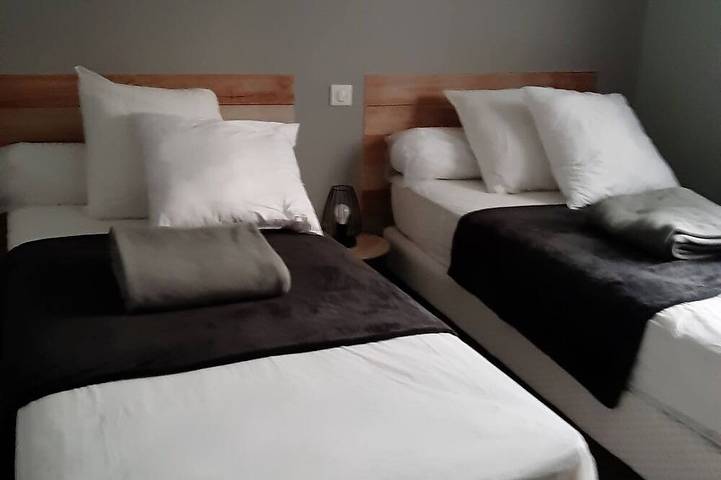 Location de vacances pour 5 personnes, avec terrasse et jardin à Prats-de-Carlux - 2