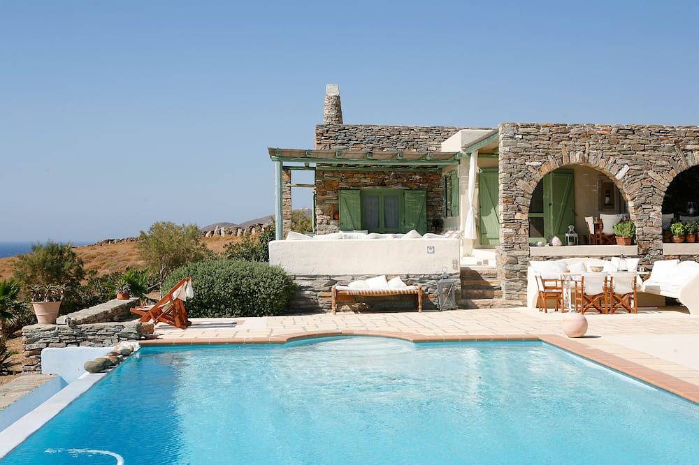 Casa vacanza a Kea a partire da 551€ a notte