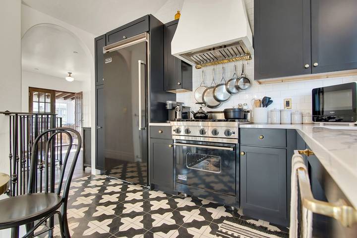 Vacation rental for 4 people, with hot tub and yard as well as balcony in El Paso de Robles