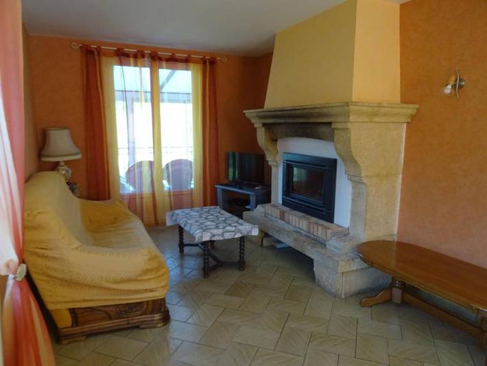 Location de vacances pour 6 personnes, avec terrasse, animaux acceptés à Saint-Rome-de-Tarn - 2