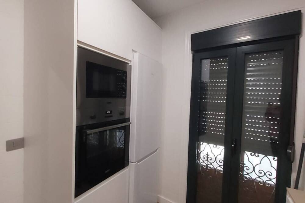 Entire apartment, Yourhouse Ourense Bello 2 in Ourense, Ourense Region