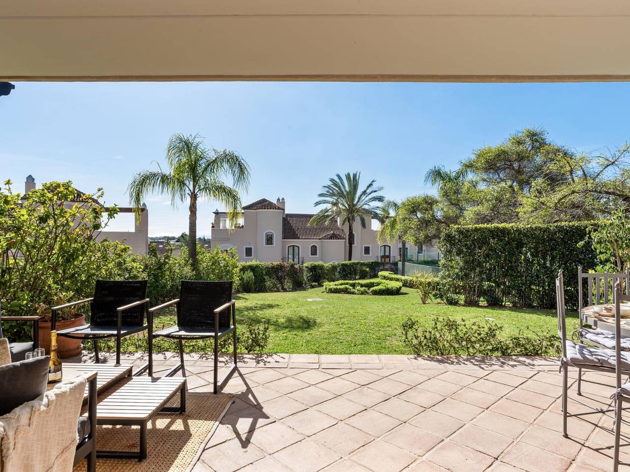 Ferienhaus für 6 Personen mit Terrasse in El Paraíso, Estepona
