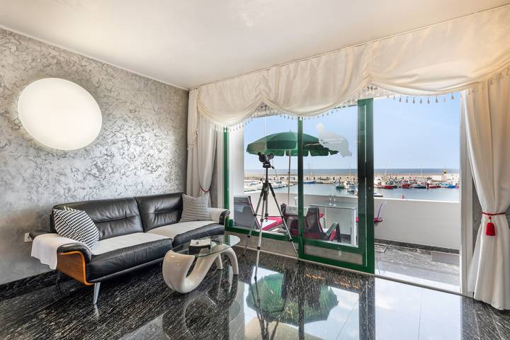 Apartamento para 4 personas, con balcón y vistas al lago en Agua Marina