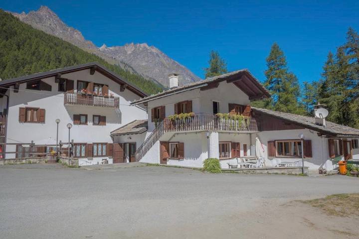 Hôtel pour 3 personnes, avec Terrasse à Valsavarenche