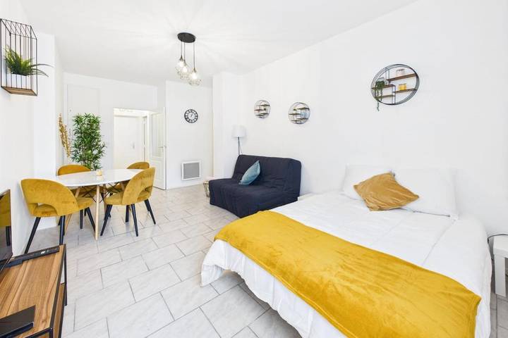 Gîte pour 4 personnes à La Chapelle-Saint-Luc - 2