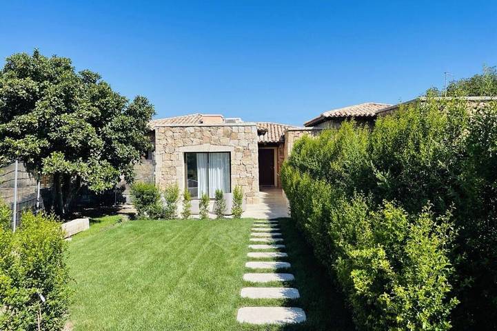 Casa vacanza per 2 persone, con giardino e piscina in Puntaldia
